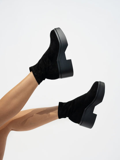 ANKLE BOOTS - NELLE, suede black - 3606063811422 - Clergerie Paris - Europe